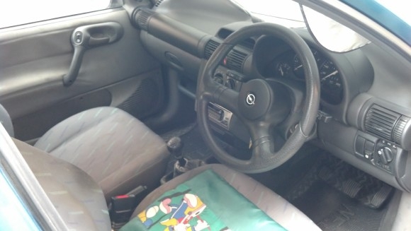 1995 OPEL CORSA SWING 1.4 (5Dr) 1995 OPEL CORSA SWING 1.4 (5Dr)