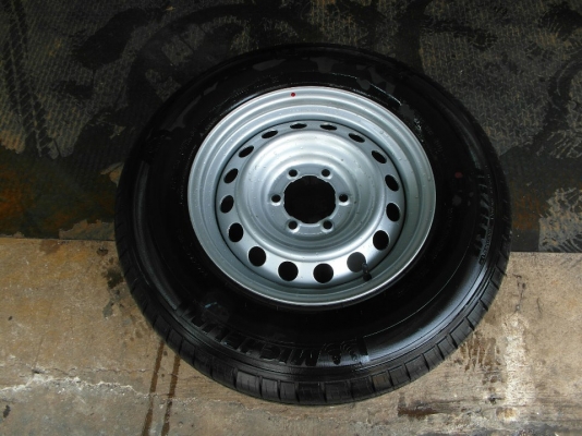 ขายยางล้ออะไหล่ VIGO