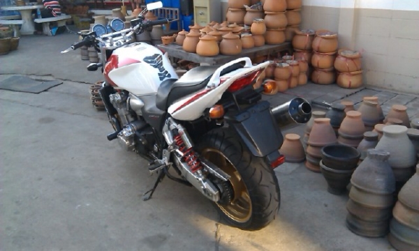 ขายแลกCB1300 หัวฉีด สมบูรณ์สดมาก ท่อwyvern full