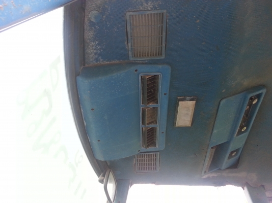 รถไถฟอร์ด 6710  เครื่องแน่น เสื้อลาย เกียร์ข้าง พร้อมใบมีดหน้า ผานหลัง 7สวยมาก