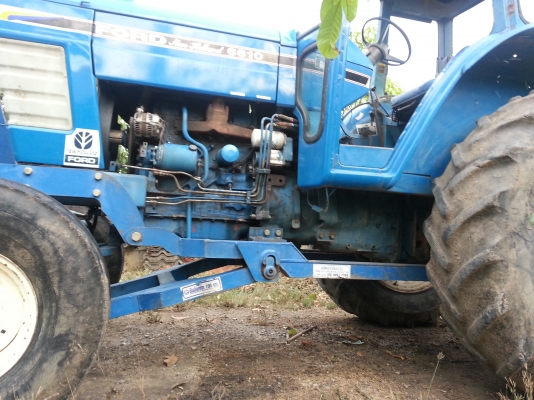 รถไถฟอร์ด 6710  เครื่องแน่น เสื้อลาย เกียร์ข้าง พร้อมใบมีดหน้า ผานหลัง 7สวยมาก