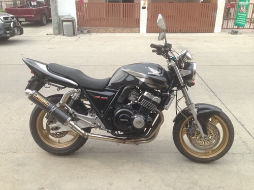 ขาย CB400 ปี95 ทะเบียนแท้ โอนขนส่ง พร้อมโอน เก็บงานสวยเลย