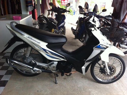 smash ปี 54 ตัวล่าสุด รถสวยมาก เกรด A เครื่องเดิม แน่นๆเงียบกริบ เอกสารครบ คุ้มค่ามากค่ะ