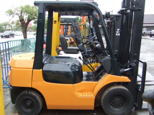 ขายด่วน TOYOTA  รุ่น 7 ยกได้ 2.5 ตัน ยกสูง 4 เมตร เครื่องดีเซล