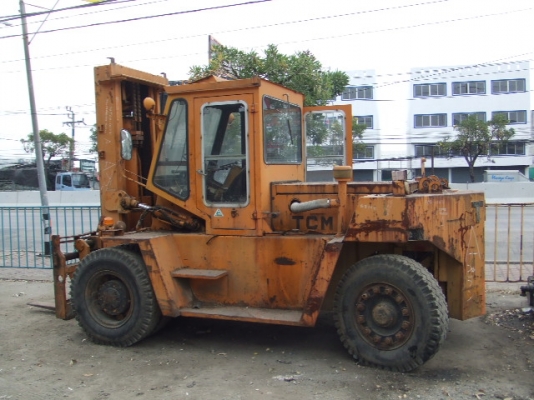 รถยกขนาด 10 ตัน ราคาถูกๆ มาแล้วครับ