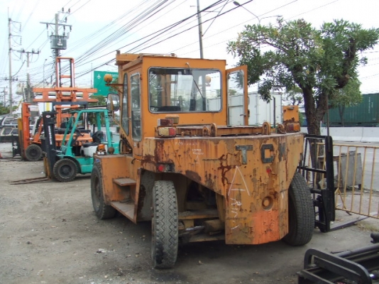 รถยกขนาด 10 ตัน ราคาถูกๆ มาแล้วครับ