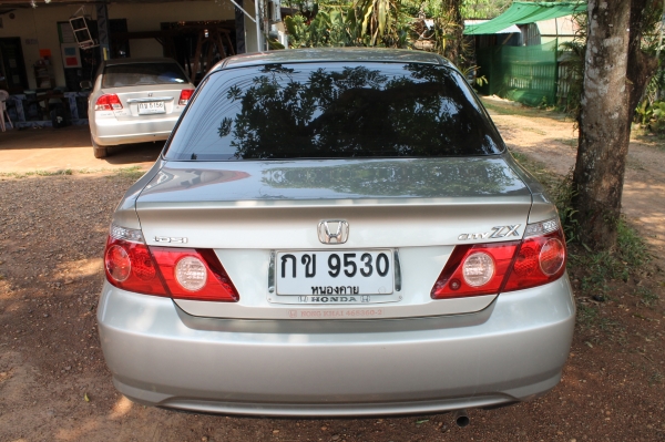 ขาย city ผู้หญิงขับ