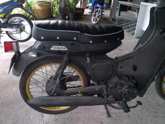 ขาย!ยามาฮ่าคล๊าสสิกรุ่นไฟหล่น สีดำด้าน เครื่องเวฟ125 มีเล่มเครื่องเอกสารโอน เครื่องดีแน่นๆ