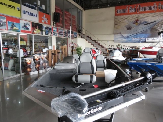 !!มาใหม่ค่ะ เรืออลูมิเนียม LOWE STRYKER 16 ปี 2013 !!