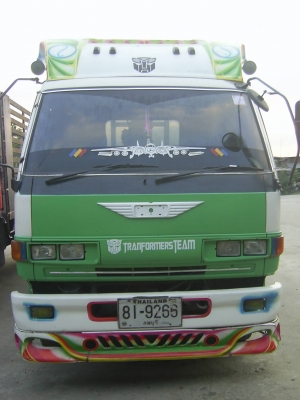 ขายด่วน HINO FC  ติดเครน 2.5 ตัน  กระบะยาว 5.50 เมตร