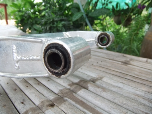 ขาย สวิงอาร์มอลูมิเนียม Sonic 125