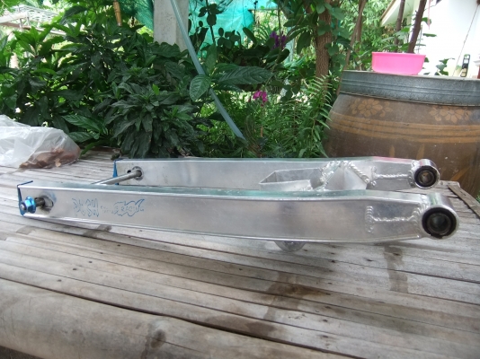 ขาย สวิงอาร์มอลูมิเนียม Sonic 125