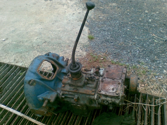 ขายเกียร์ nissan patrol g60 3 เกียร์ สภาพพร้อมใช้