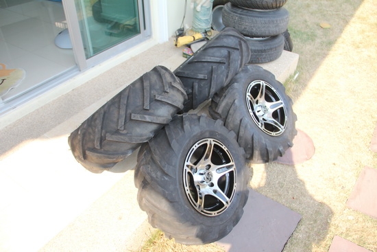 จำหน่ายรถ อะไหล่ ตกแต่ง >>>รถกระป้อ4x4 <<<<<