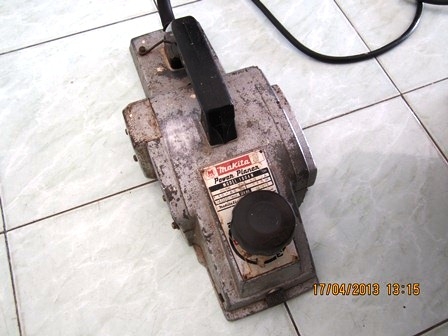 กบไสไม้Makita 1804N ของแท้ สภาพดีมาก ราคาถูก ด่วนเลยครับ