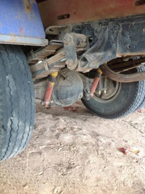 ขายด่วน NPR 115 เครื่อง 4bg1 ฝาดำ เกียร์สั้น ยางดี 6 เส้น ประกอบ เอกสารพร้อมครับ