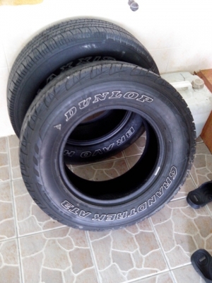 ขายยาง 225/75/15  2 เส้น คนล่ะลาย สภาพดอกดีใช้งานได้