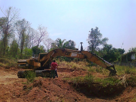 ขายด่วน..รถแบคโฮ CAT 320 V2 แรงขุดดี เดินแรง ทำงานไว ได้งานมาก เครื่องดี ประหยัดน้ำมันสุดคุ้ม รถสวย มีทะเบียนครบ.