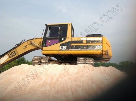 รถแบคโฮ ยี่ห้อ CAT รุ่น 320 รถแบคโฮ ยี่ห้อ CAT รุ่น 320