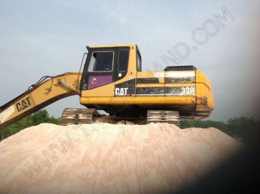 รถแบคโฮ ยี่ห้อ CAT รุ่น 320 รถแบคโฮ ยี่ห้อ CAT รุ่น 320