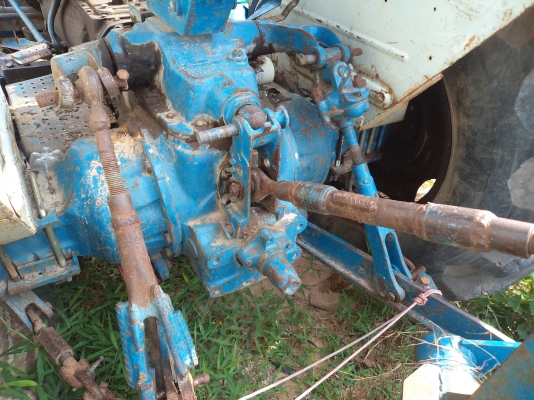 รถไถ FORD 6600 แท้ เครื่อง TA ตัวเต็ม เอกสารเล่มทะเบียนพร้อมโอน