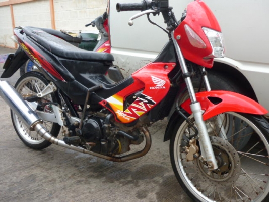 ฮอนด้า sonic จดทะเบียน 2545 ตามสภาพ เครื่องติดวิ่งได้