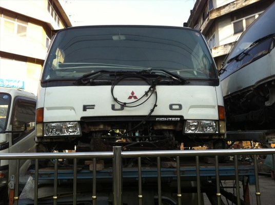 หัว Misubishi FUSO ตาเพชร สภาพสวย