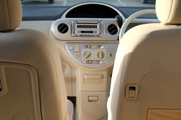 TOYOTA PORTE สีดำเดิมๆจากโรงงาน ประหยัดสุด TOYOTA PORTE สีดำเดิมๆจากโรงงาน ประหยัดสุด