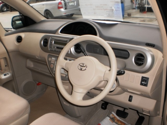 TOYOTA PORTE สีดำเดิมๆจากโรงงาน ประหยัดสุด TOYOTA PORTE สีดำเดิมๆจากโรงงาน ประหยัดสุด