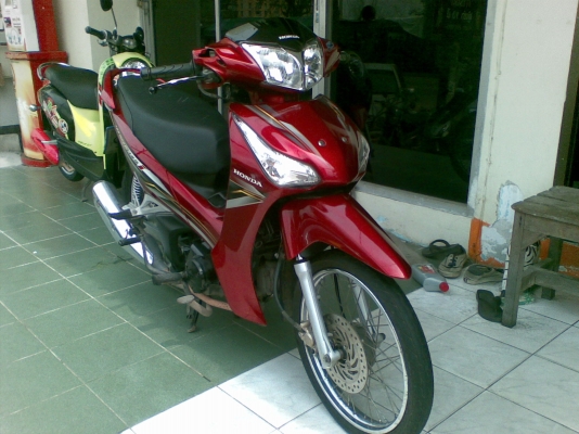 รุ่นใหม่ล่าสุด Wave 125 i สตาร์ทมือ ปี 2555 รถ 9 เดือน ขายถูก