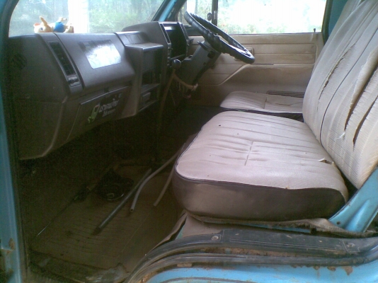 ขาย 6 ล้อ  NKR  110  กระบะการ์โก้  ไม่เคยทำสี รถเดิม ๆ เก่า เก็บ