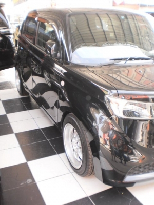 TOYOTA bB 1.5 ปี 2012