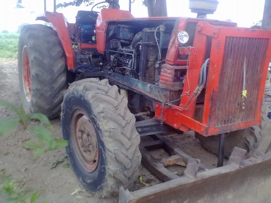 ขายรถไถ Kubota M8950DT 89 แรง ขับ4ล้อ ใบดันหน้า ผาน 3