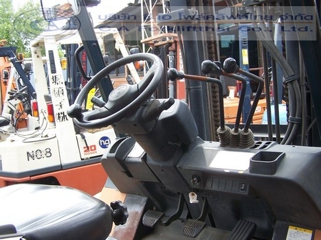 ขาย รถโฟล์คลิฟท์ TOYOTA รุ่น 7-FD35