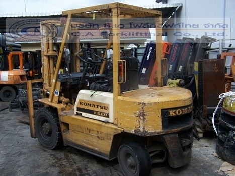 ขาย รถโฟล์คลิฟท์ KOMATSU รุ่น FG20-8