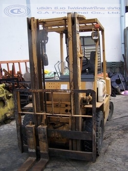 ขาย รถโฟล์คลิฟท์ KOMATSU รุ่น FG20-8