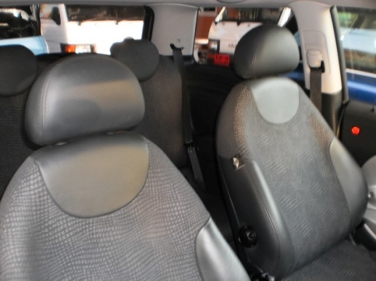 MINI COOPER 1.6 AT MINI COOPER 1.6 AT