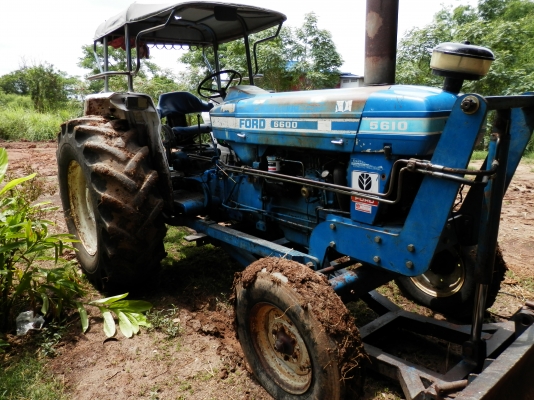 รถไถนาFORD 6600 เสื้อเรียบ ปั้มแบน ผาน7+ดันหน้า รถไถนาFORD 6600 เสื้อเรียบ ปั้มแบน ผาน7+ดันหน้า