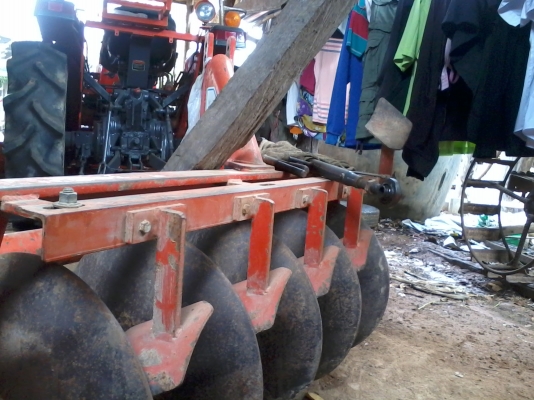 ขายรถไถคูโบต้า L3408 4WD 2 เพลา 34 เเรง ใบมีดดันดินและผาล5สภาพพร้อมใช้งาน ขายรถไถคูโบต้า L3408 4WD 2 เพลา 34 เเรง ใบมีดดันดินและผาล5สภาพพร้อมใช้งาน