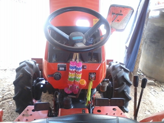 ขายรถไถคูโบต้า L3408 4WD 2 เพลา 34 เเรง ใบมีดดันดินและผาล5สภาพพร้อมใช้งาน ขายรถไถคูโบต้า L3408 4WD 2 เพลา 34 เเรง ใบมีดดันดินและผาล5สภาพพร้อมใช้งาน