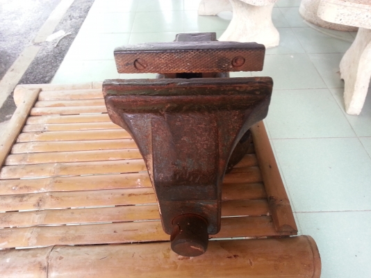 ขายปากกาจับเหล็กรุ่นเก่าๆทนๆๆขนากปากยาว150มิลลิเมตร(6นิ้ว)ตัวใหญ่ ขายปากกาจับเหล็กรุ่นเก่าๆทนๆๆขนากปากยาว150มิลลิเมตร(6นิ้ว)ตัวใหญ่