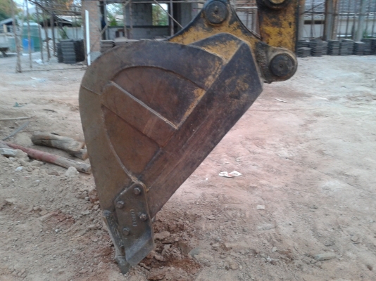 ขาย KOMATSU PC 200-5 เล่มทะเบียน ไฟฟ้า กล่อง แอร์ ครบ คอลโทรลสั้น