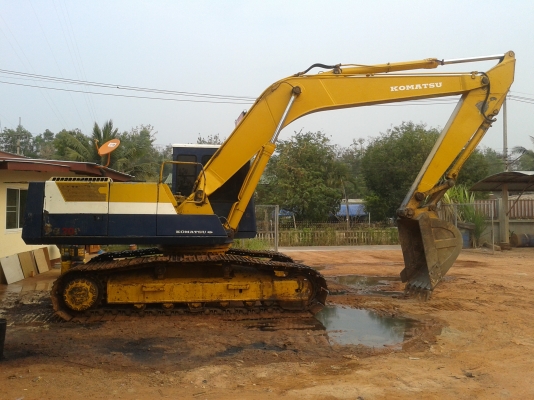 ขาย KOMATSU PC 200-5 เล่มทะเบียน ไฟฟ้า กล่อง แอร์ ครบ คอลโทรลสั้น