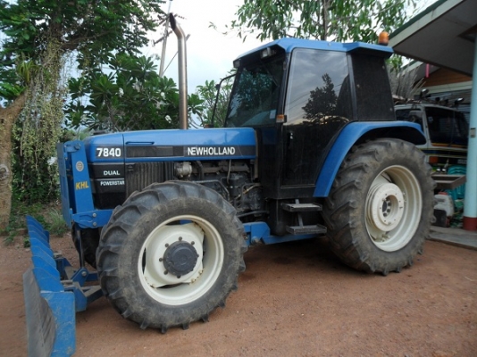 ยกเลิกการขาย รถไถฟอร์ด7840 NEW HOLLAND