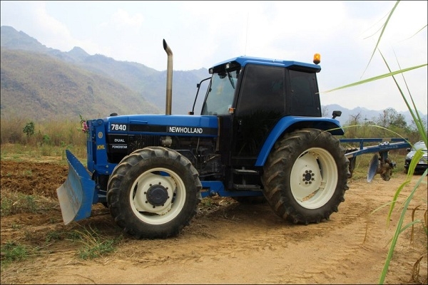 ยกเลิกการขาย รถไถฟอร์ด7840 NEW HOLLAND