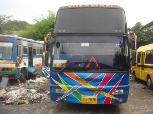 Bus เครื่องนิสสัน