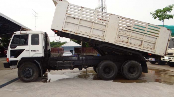 ขาย Mitsubishi Fuso 220 ม้า เทอร์โบ