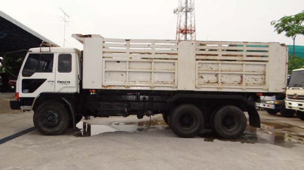 ขาย Mitsubishi Fuso 220 ม้า เทอร์โบ