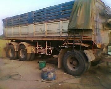 รถอิซูซุ 10 ล้อดั๊ม 320 แรงม้า ปี 50 ( ขายแม่ลูก )  สนใจติดต่อ 081 - 6079515