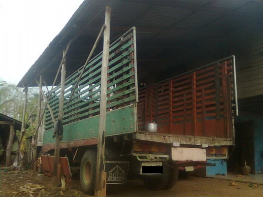 ขาย6ล้อใหญ่เครื่อง165 Isuzu ยาว6.5เมตร